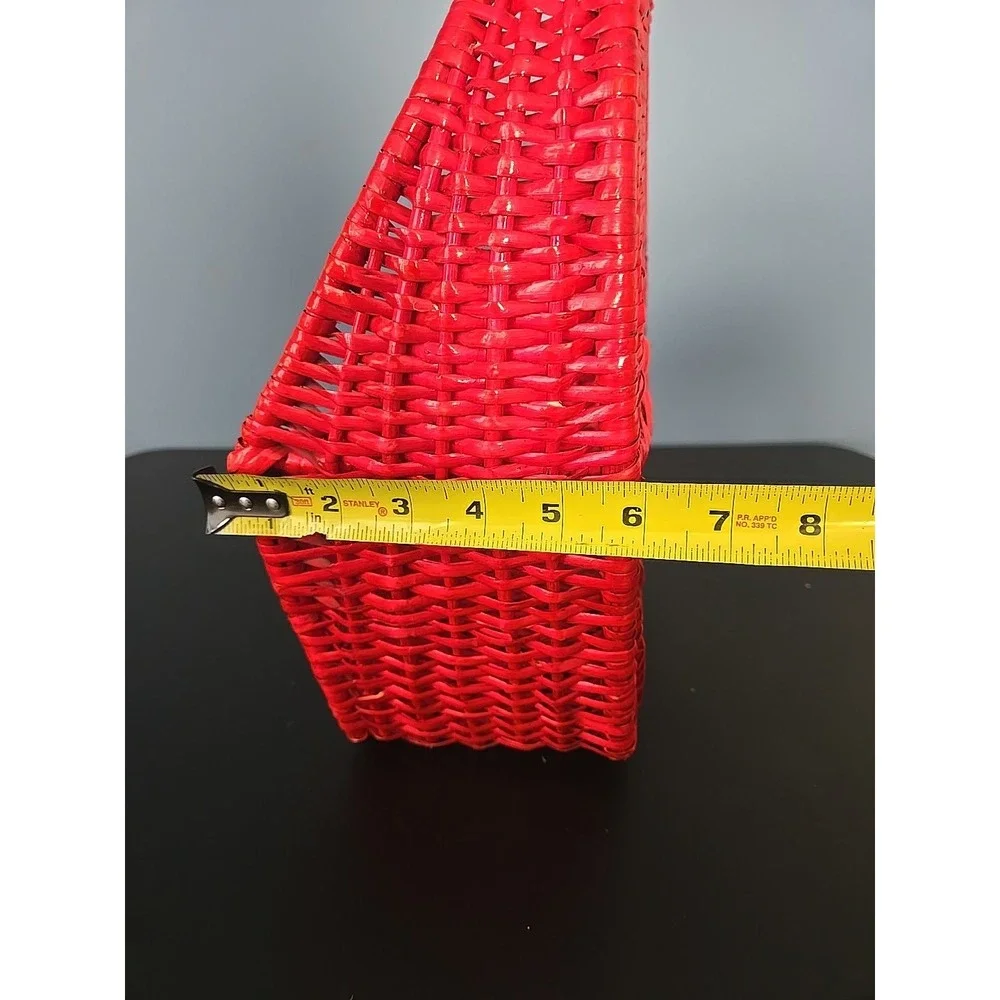 VINTAGE Red Wicker Farmhouse Mail‎ Flower Basket